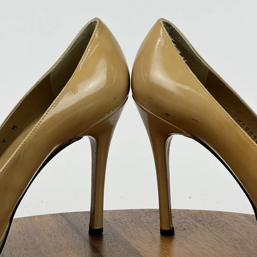Womens Stuart Weitzman Nude Beige‎ Patent Leather Slip On Pumps Heels Size  9 M